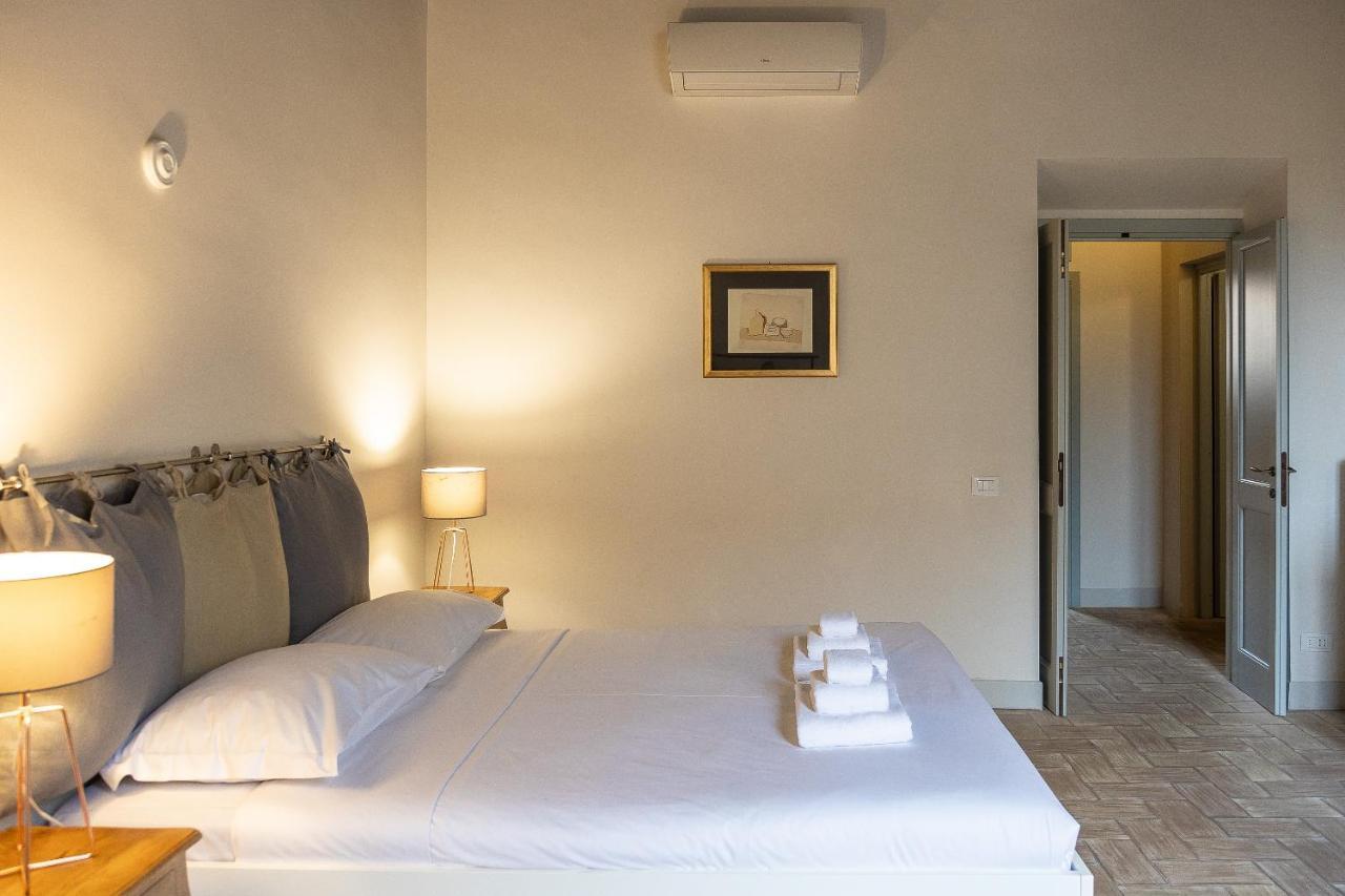 Rome Historical Apartment - Arco Dei Banchi Roma Exterior foto