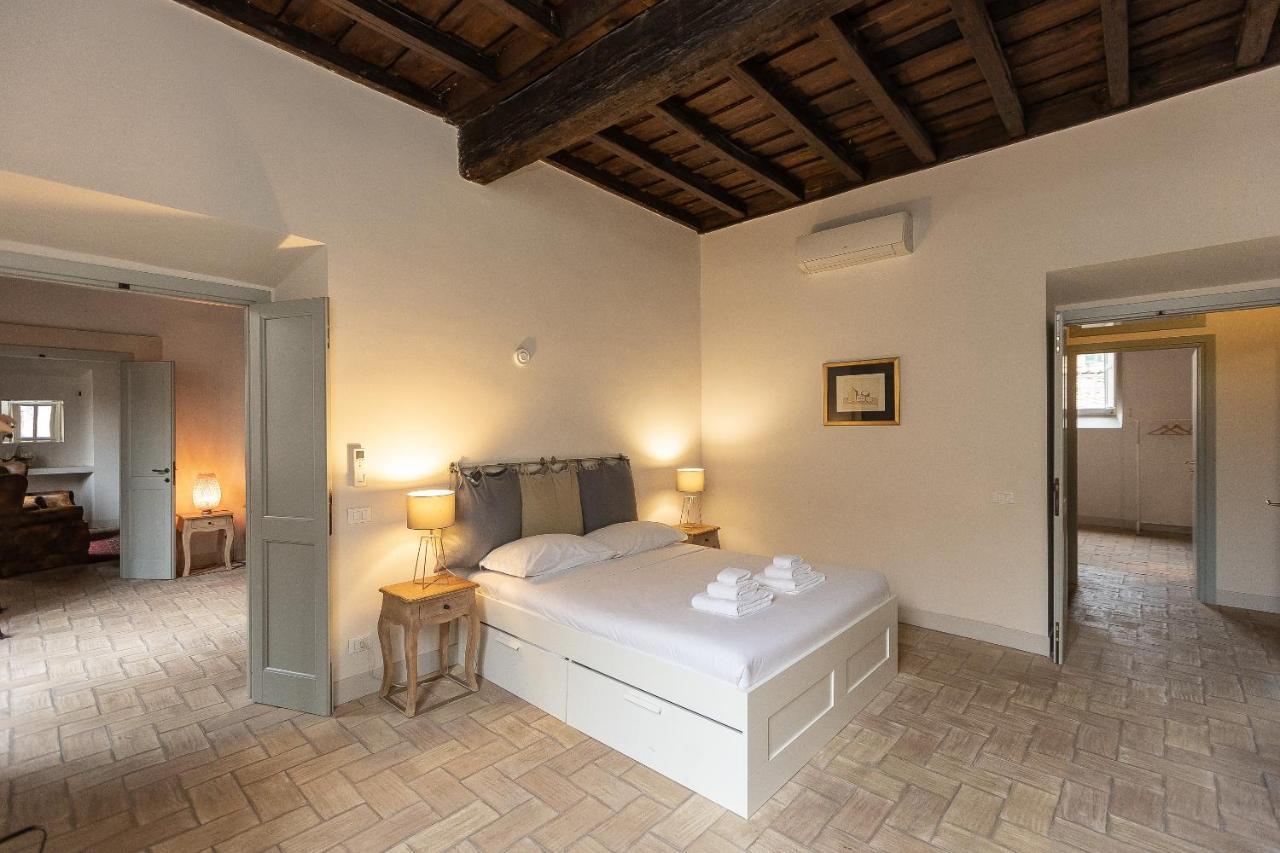 Rome Historical Apartment - Arco Dei Banchi Roma Exterior foto