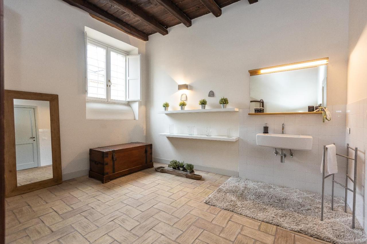 Rome Historical Apartment - Arco Dei Banchi Roma Exterior foto